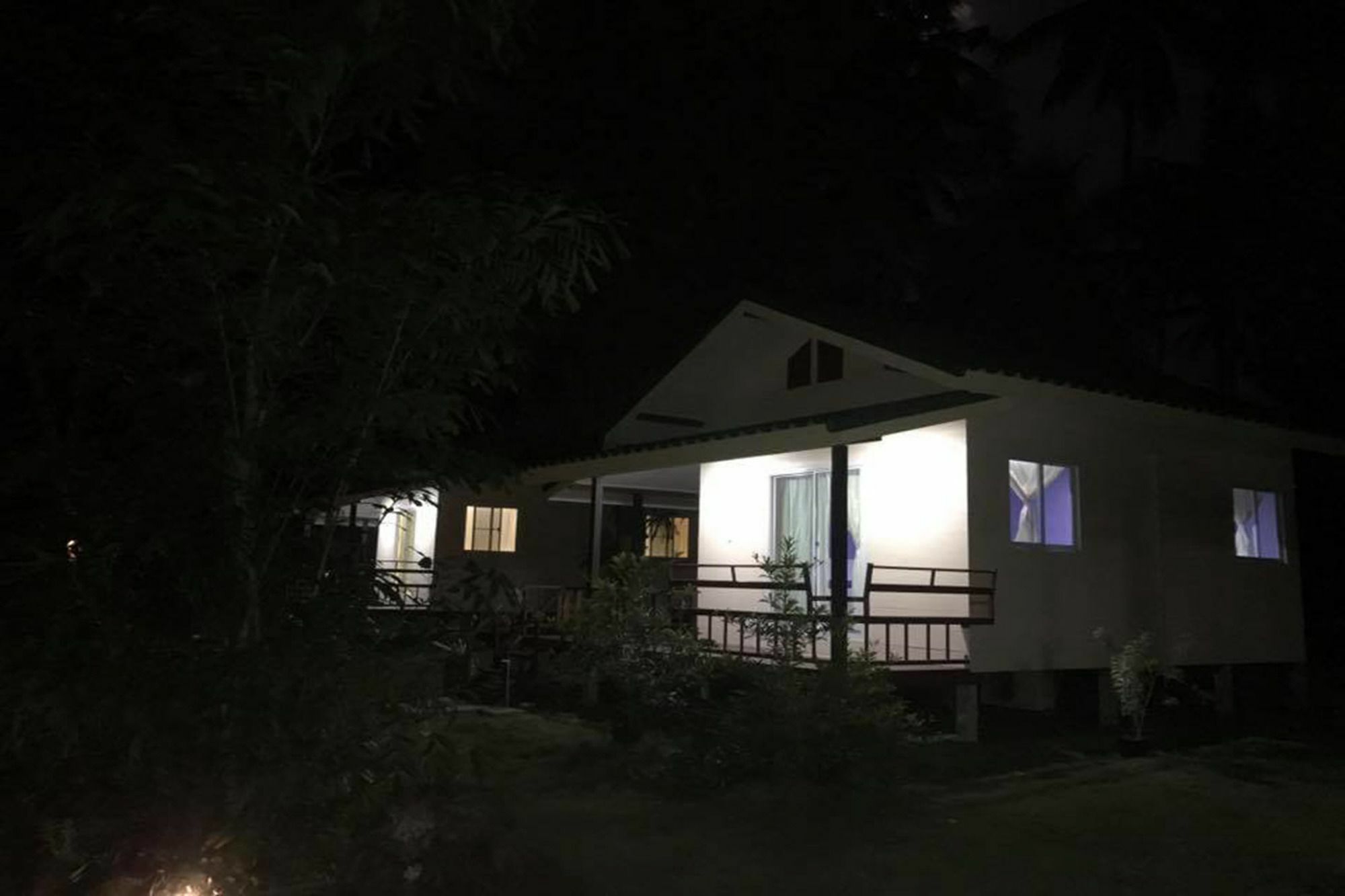 Hotel Baan Phuean Koh Kood à Ko Kut Extérieur photo